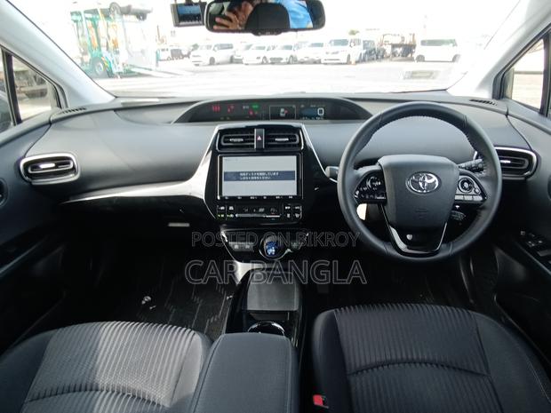Toyota Prius 2021 Gray