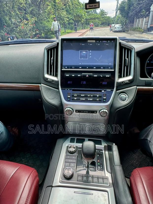 Toyota Land Cruiser 4.5 V8 VXR 2011 Black