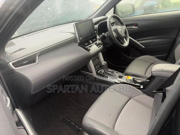 Toyota Corolla Cross 1.8 Hybrid FWD 2022 Black