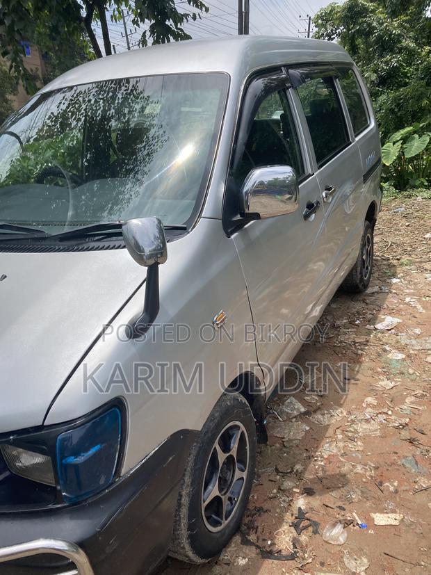Toyota Noah 2.0 AWD (8 Seater) 2006 Silver