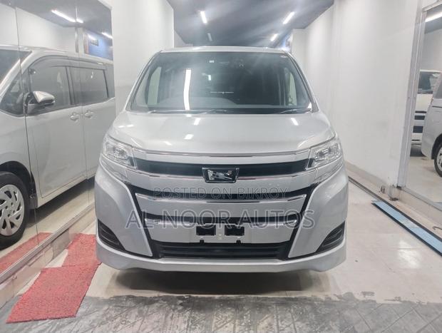 Toyota Noah 2.0 FWD (8 Seater) 2020 Silver