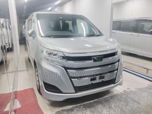Toyota Noah 2.0 FWD (8 Seater) 2020 Silver
