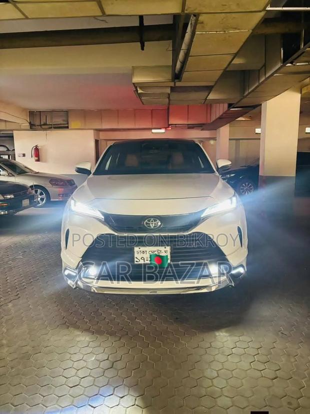 Toyota Harrier 2.0 2020 Pearl