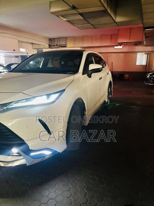 Toyota Harrier 2.0 2020 Pearl