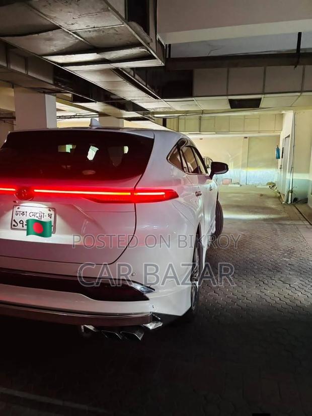 Toyota Harrier 2.0 2020 Pearl