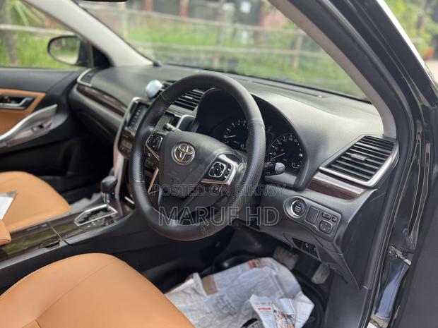 New Toyota Premio 2016 Black