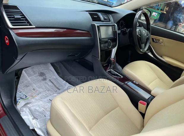 Toyota Premio 1.5 FWD 2019 Maroon