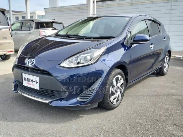 Toyota Aqua 2021 Blue