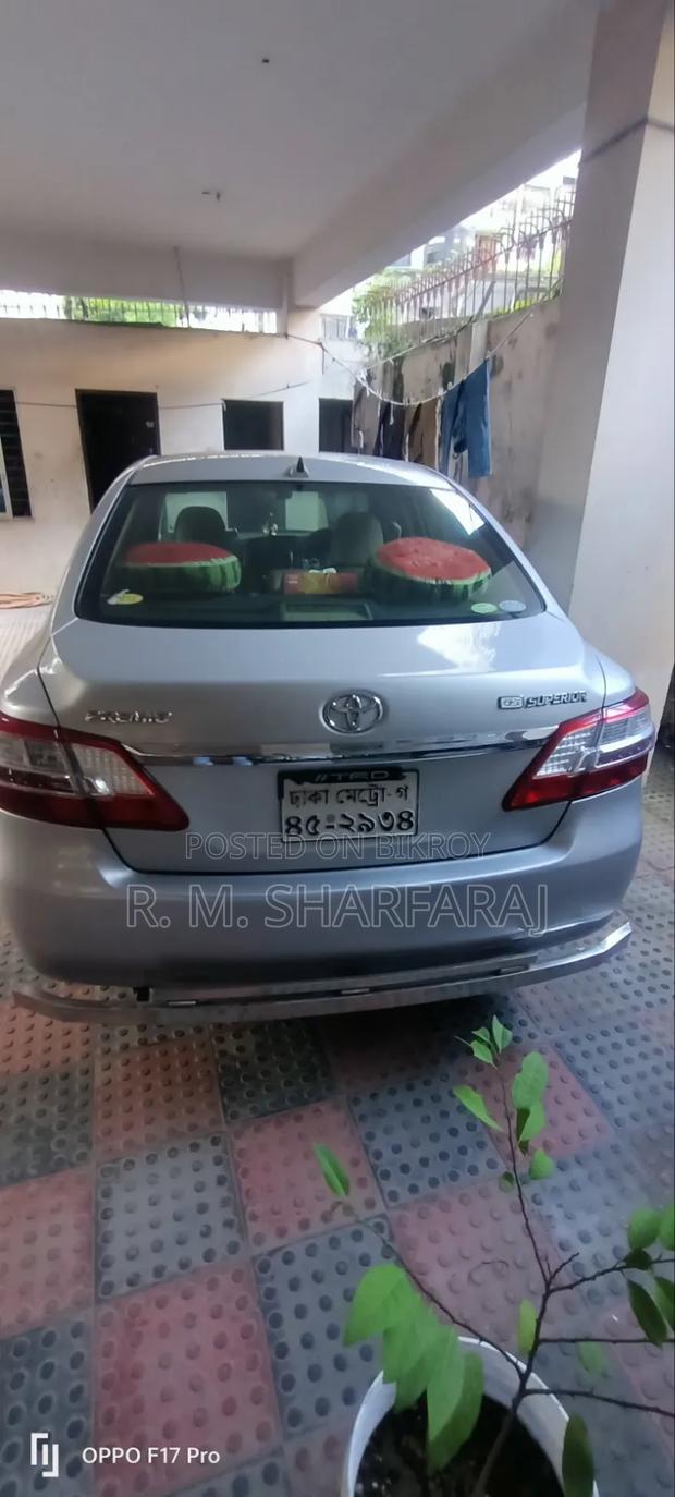 Toyota Premio 2014 Silver