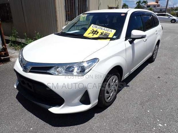Toyota Corolla Fielder 2021 White