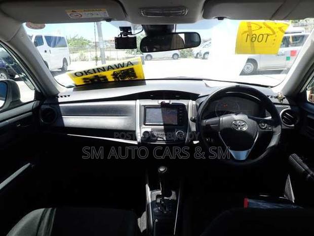 Toyota Corolla Fielder 2021 White