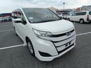 Toyota Noah 1.8 FWD Hybrid (7 Seater) 2021 Pearl for sale