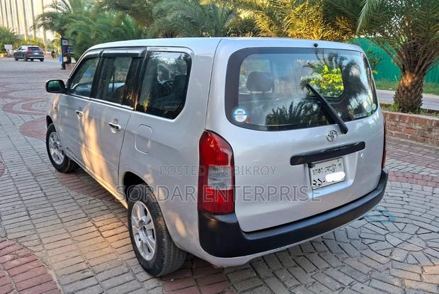 Toyota Probox 2004 Silver