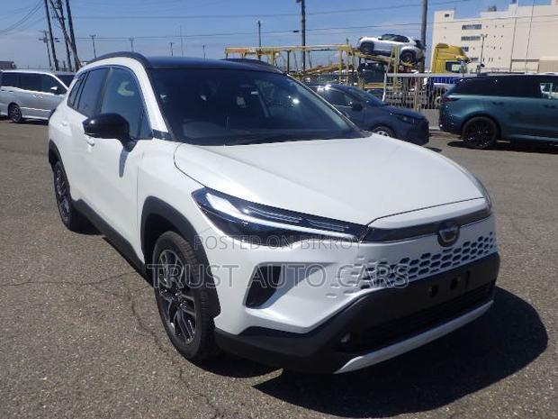 Toyota Corolla Cross 2026 Pearl