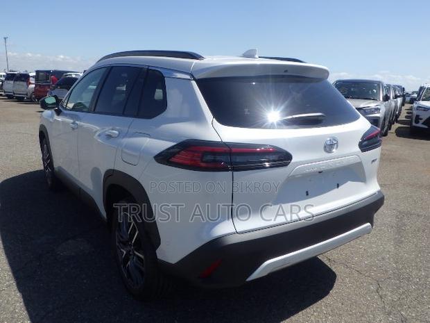 Toyota Corolla Cross 2026 Pearl