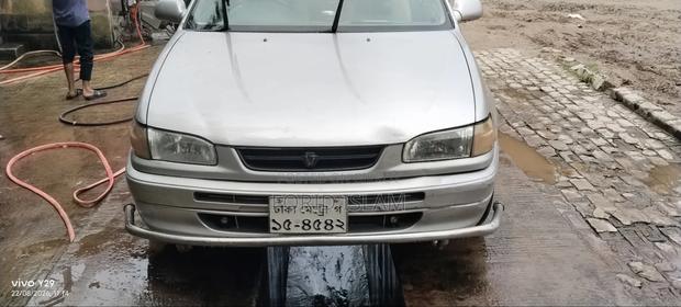 Toyota Corolla 1996 Silver