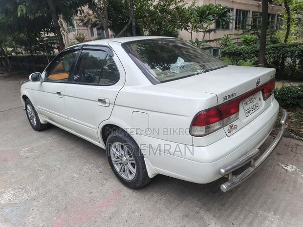 Nissan Sunny B15 Sedan 1.5 2003 Pearl