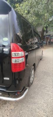 Toyota Noah 2013 Black for sale