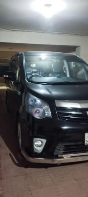 Toyota Noah 2012 Black for sale