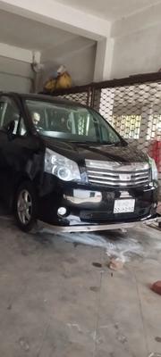 Toyota Noah 2013 Black for sale