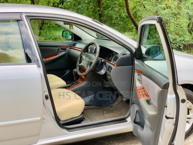 Toyota Corolla Sedan Automatic 2005 Silver