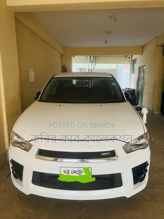 Mitsubishi Outlander 2010 Pearl
