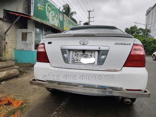 Toyota Corolla 2005 White