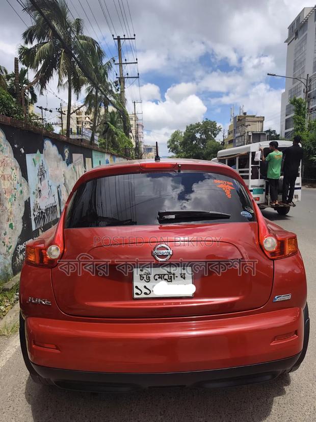 Nissan Juke 2011 Red