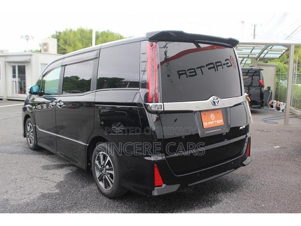 Toyota Noah 2021 Black