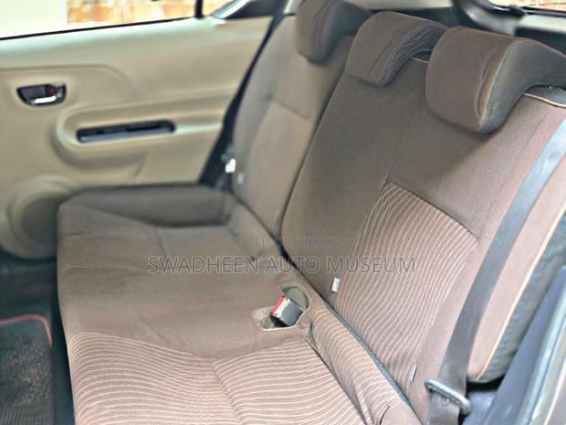 Toyota Aqua 2012 Gray