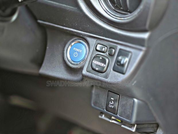 Toyota Aqua 2012 Gray