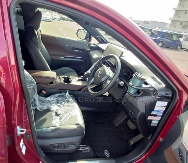Toyota Harrier 2.5 Hybrid 4WD 2021 Red