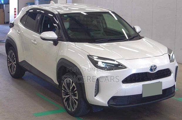 Toyota Yaris Cross 2021 Pearl