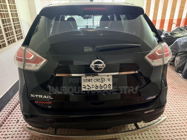 Nissan X-Trail 2.0 Hybrid FWD 2016 Black