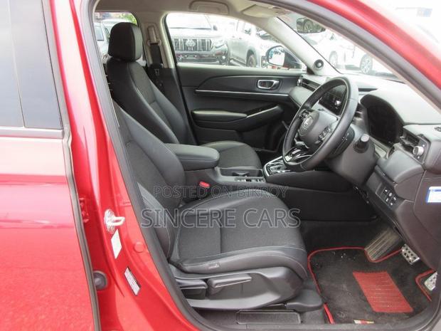 Honda Vezel 2021 Red