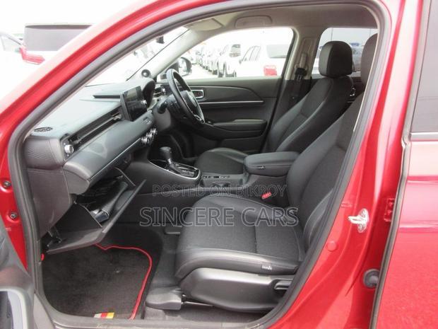 Honda Vezel 2021 Red