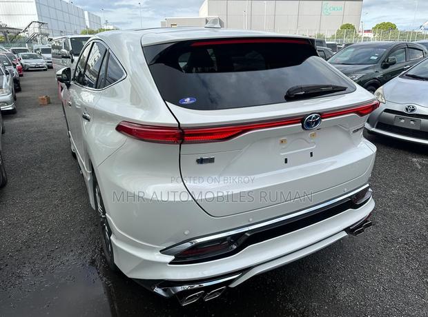 Toyota Harrier 2.5 Hybrid 2021 Pearl