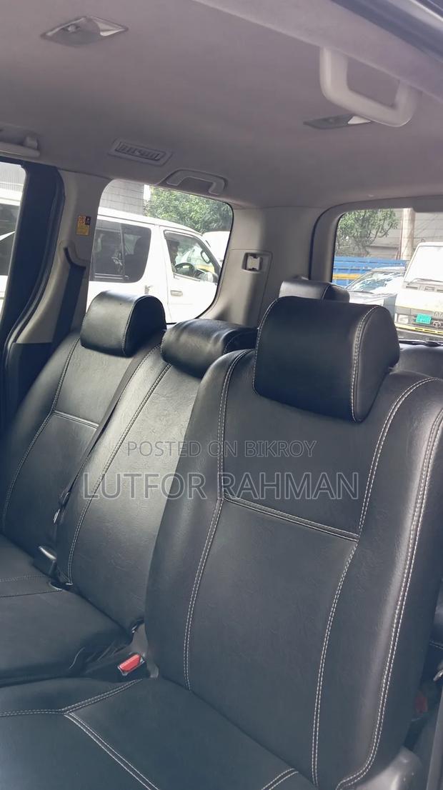 Toyota Noah 2013 Gray