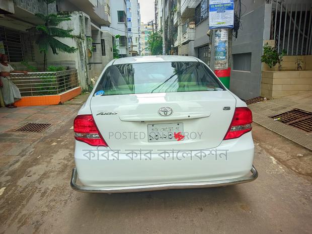 Toyota Axio 2011 Pearl