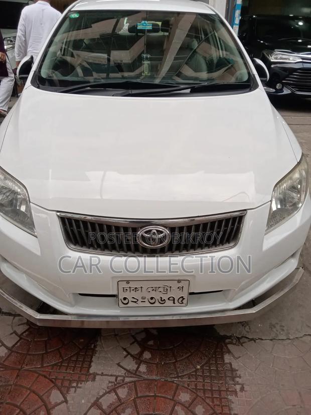 Toyota Axio 2012 Pearl