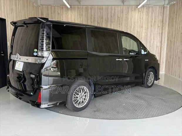 Toyota Voxy Hybrid ZS Kirameki III 2WD 7-Seater 2021 Black