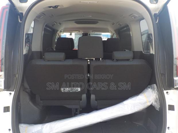 Toyota Noah 2021 Pearl