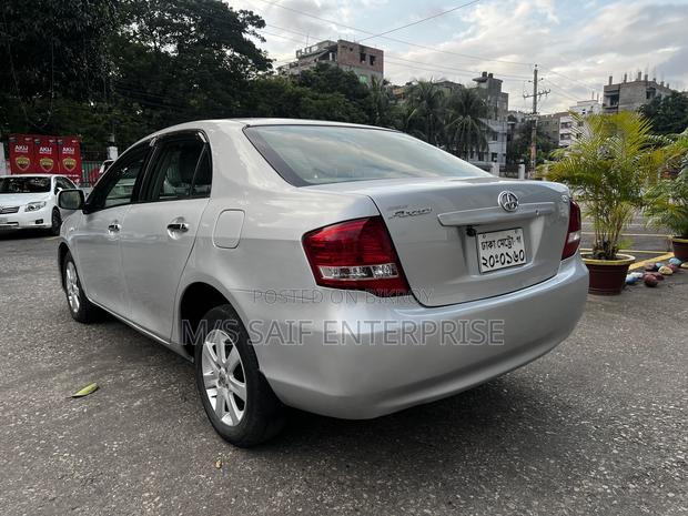 Toyota Axio 2010 Silver