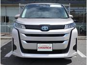 Toyota Noah 2022 Gold for sale
