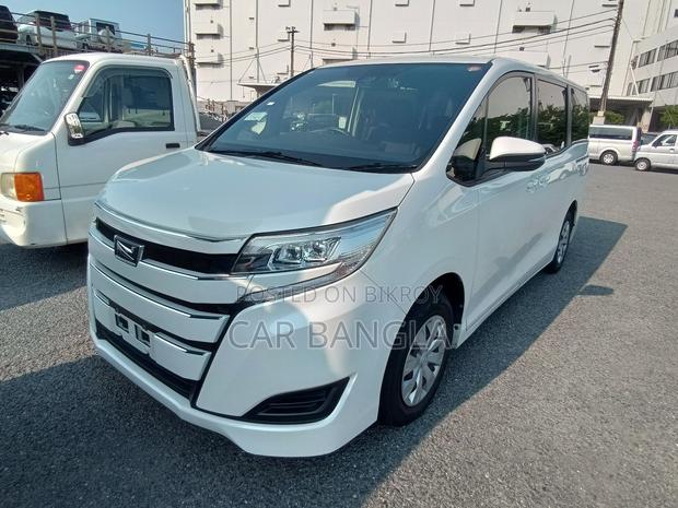 Toyota Noah 2021 Pearl