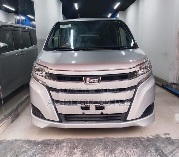 Toyota Noah 2.0 FWD (8 Seater) 2020 Silver