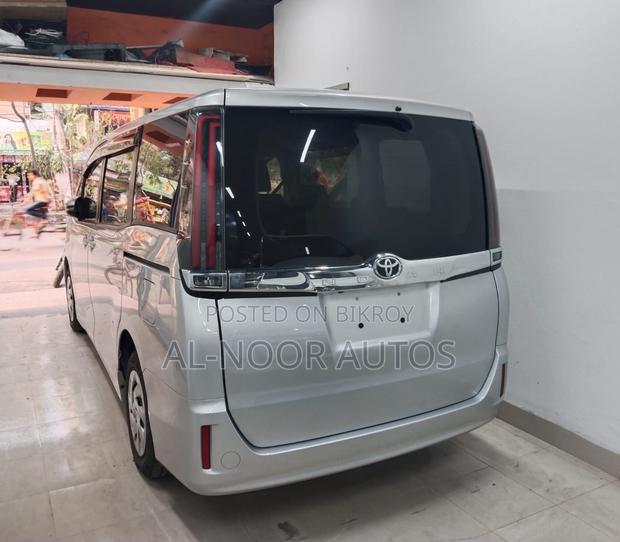 Toyota Noah 2.0 FWD (8 Seater) 2020 Silver