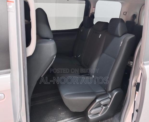 Toyota Noah 2.0 FWD (8 Seater) 2020 Silver