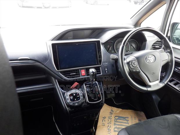Toyota Noah 2020 Pearl