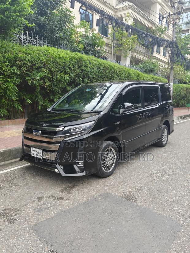 Toyota Noah 2019 Black